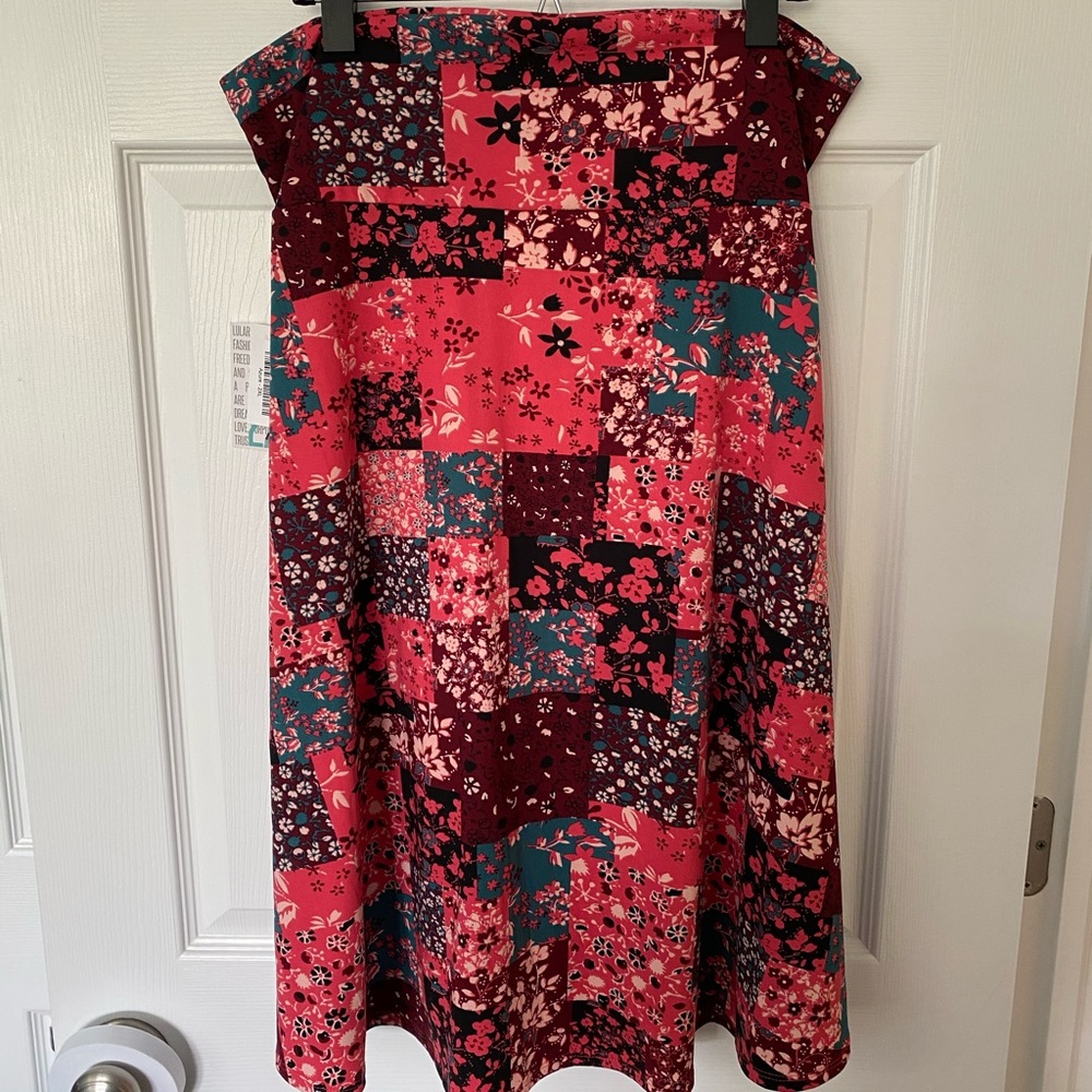 BNWT LuLaRoe Azure Skirt
